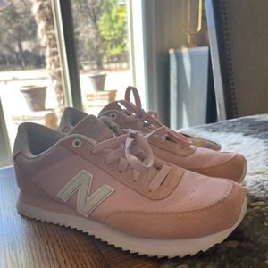 New Balance Pink Tennis Shoes (Size 9)